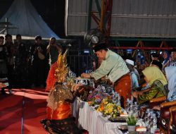 Plh Sekda Kampar Dan Serta Seluruh Kafilah Kampar di MTQ Ke-42 Provinsi Riau