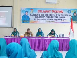 Pj. Ketua TP PKK Kab. Kampar Lakukan Monev 10 Program Pokok PKK di Kecamatan Kampar Kiri.