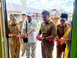 Resmikan Gedung Balai Payung Sekaki dan Peresmian Rumah Konveksi Sinama Nenek