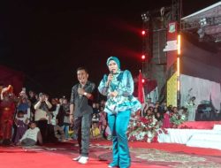 Dewi KDI dan Rizal Ocu Pukau Masyarakat Kampar