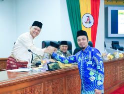 Bersama DPRD Kampar, Pj Bupati Kampar Sahkan APBD-P tahun 2024 Sebesar Rp 3,3 Triliun lebih