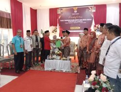 Pasangan Ahmad Yuzar – Misharti Mendaftar di KPU Kabupaten Kampar
