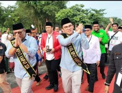 Diarak Pendukung, Paslon Bupati dan Wabup Yuyun-Edwin Mendaftar di KPU Kampar, Berikut Visi Misinya