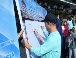 Peringatan Hari Bahasa Isyarat Internasional Ke-73 Tahun 2024, Pj. Bupati Kampar Tanda Tangani Deklarasi Kampar Ramah Disabilitas