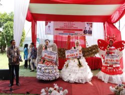 Dispersip Kampar adakan Fashion show Literasi
