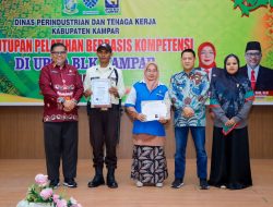 Tutup Secara Resmi Pelatihan Berbasis Kompetensi Kab. Kampar Tahun 2024