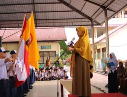 Pengurus OSIS UPT SMPN 1 Bangkinang Kota Masa Bhakti 2024-2025 Dikukuhkan