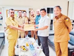 Pj Walikota Pekanbaru Roni Rakhmat Tunjuk Iwan Simatupang Plt Kadis DLHK Pekanbaru