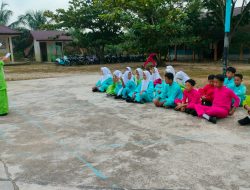 Jumat pagi, kegiatan keagamaan di SMP N2 Salo