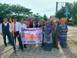 Peringati HUT PGRI, SMP N 2 Salo lakukan Pawai 