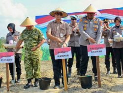 Tanam Raya Jagung di Ridan Permai Dorong Peningkatan Ekonomi Petani Kampar